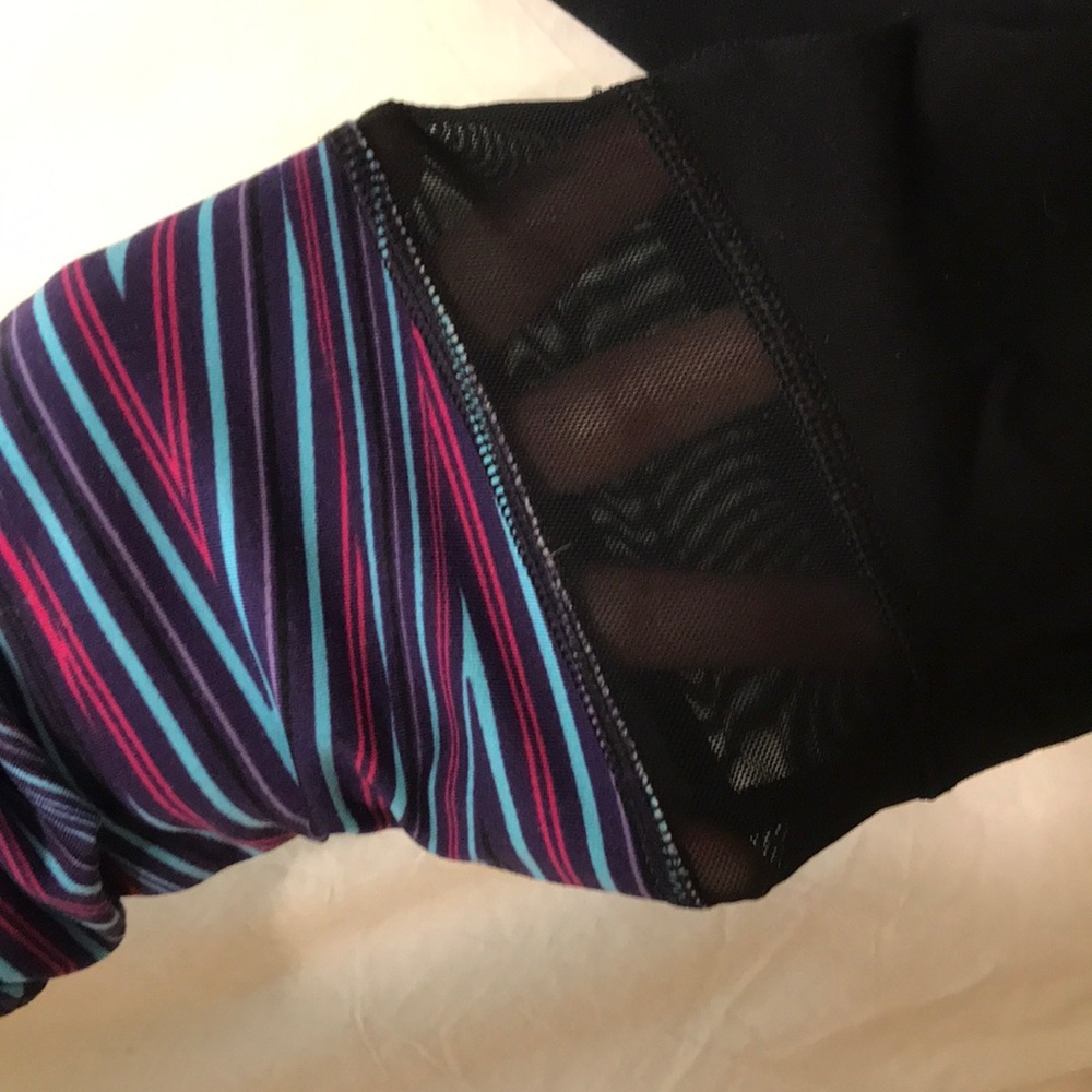 Athletic Leggings and Crop Set - Picture 3 of 5